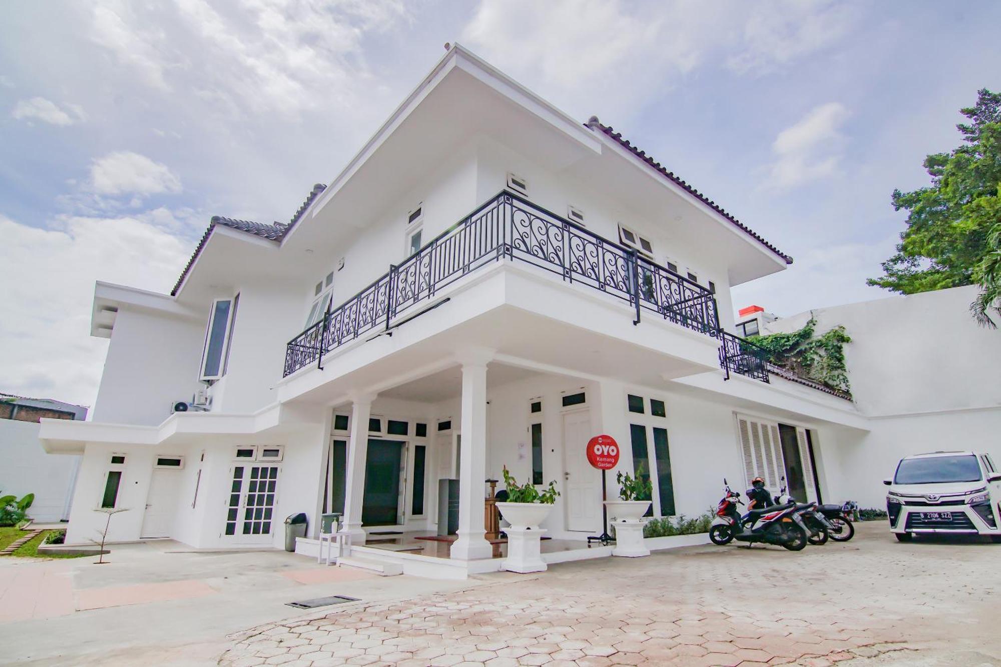 Super Oyo Capital O 90342 Kemang Garden Hotel Jakarta Eksteriør billede